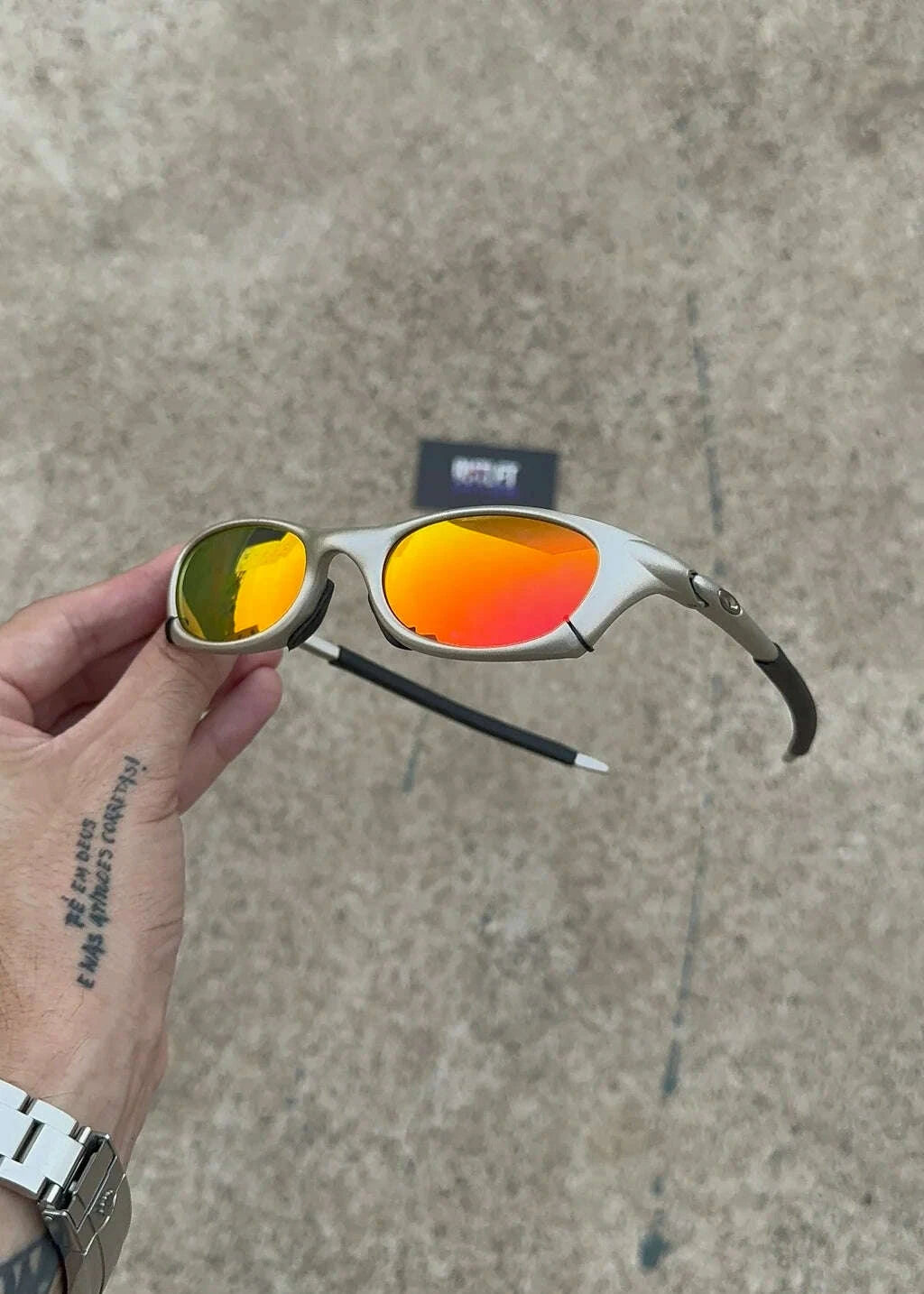 06CC09B8-25C9-443F-B73F-9D80C2A87582