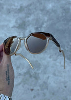 0B163066-3F8F-4628-A49F-67A6057B0012