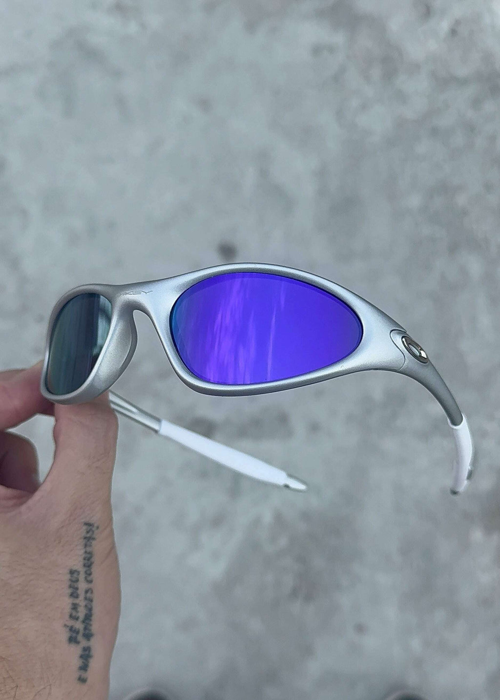 0D479CC9-99D4-401F-AB24-739047DEB6FC