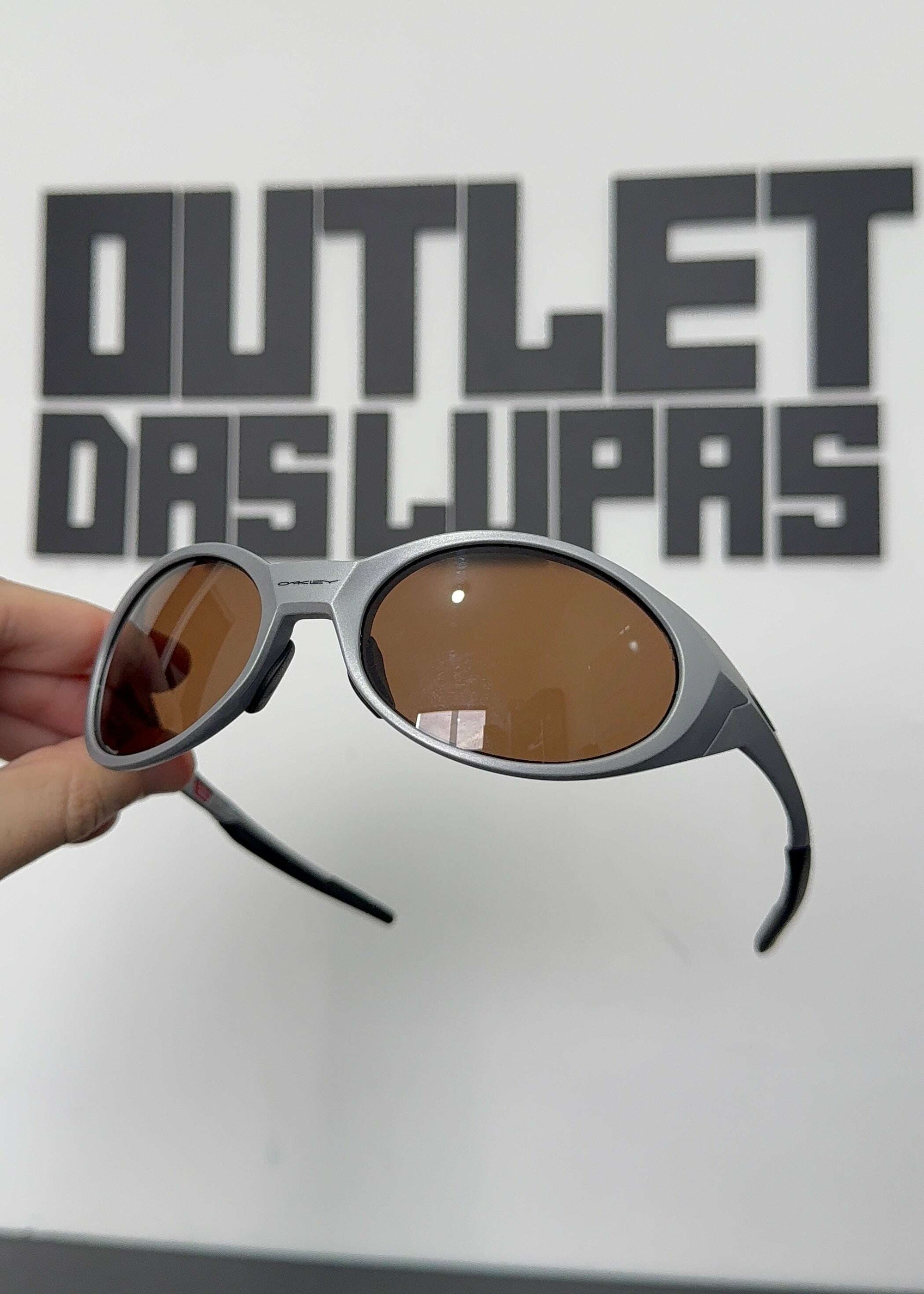 0E679455-723F-409E-8328-EB3511AF1AE9