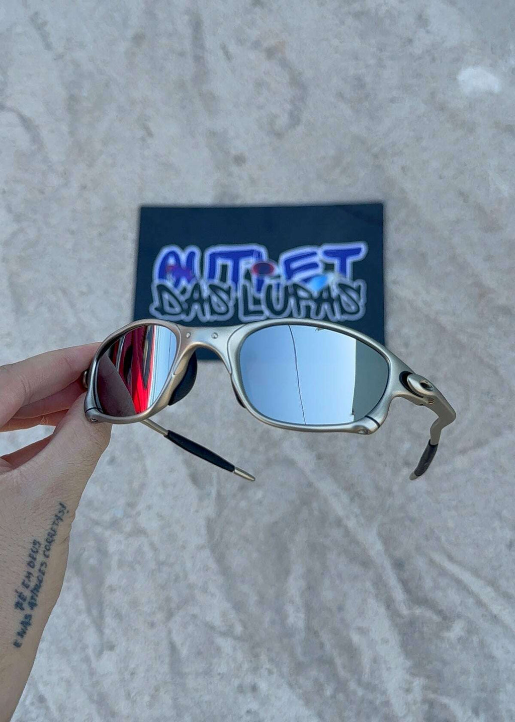 0FBEB23B-1276-409F-92CA-3D3764A822D6