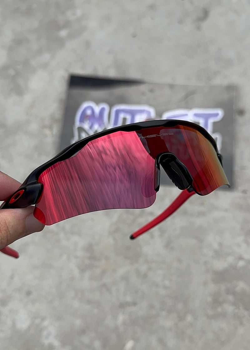 Radar EV Preta com Vermelho, Torch (2X1)