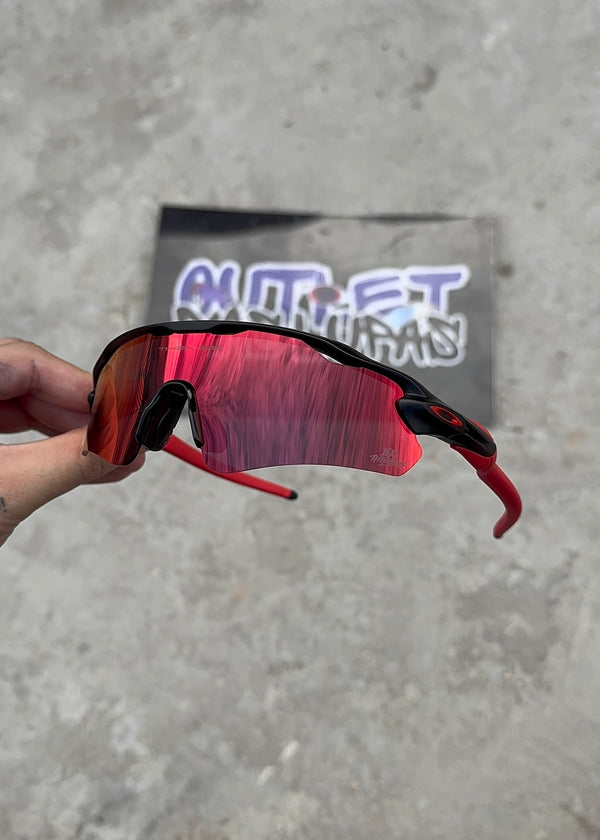 Radar EV Preta com Vermelho, Torch (2X1)