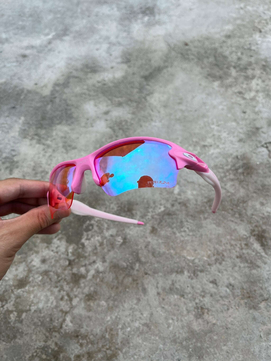 1B2E399D-37F6-498A-9C9B-911C678FE098