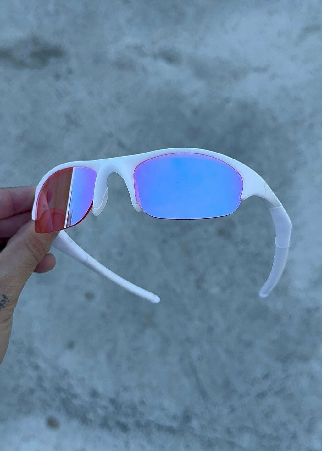 1B8C6EB8-7620-401A-A44C-2E7613B90D2F