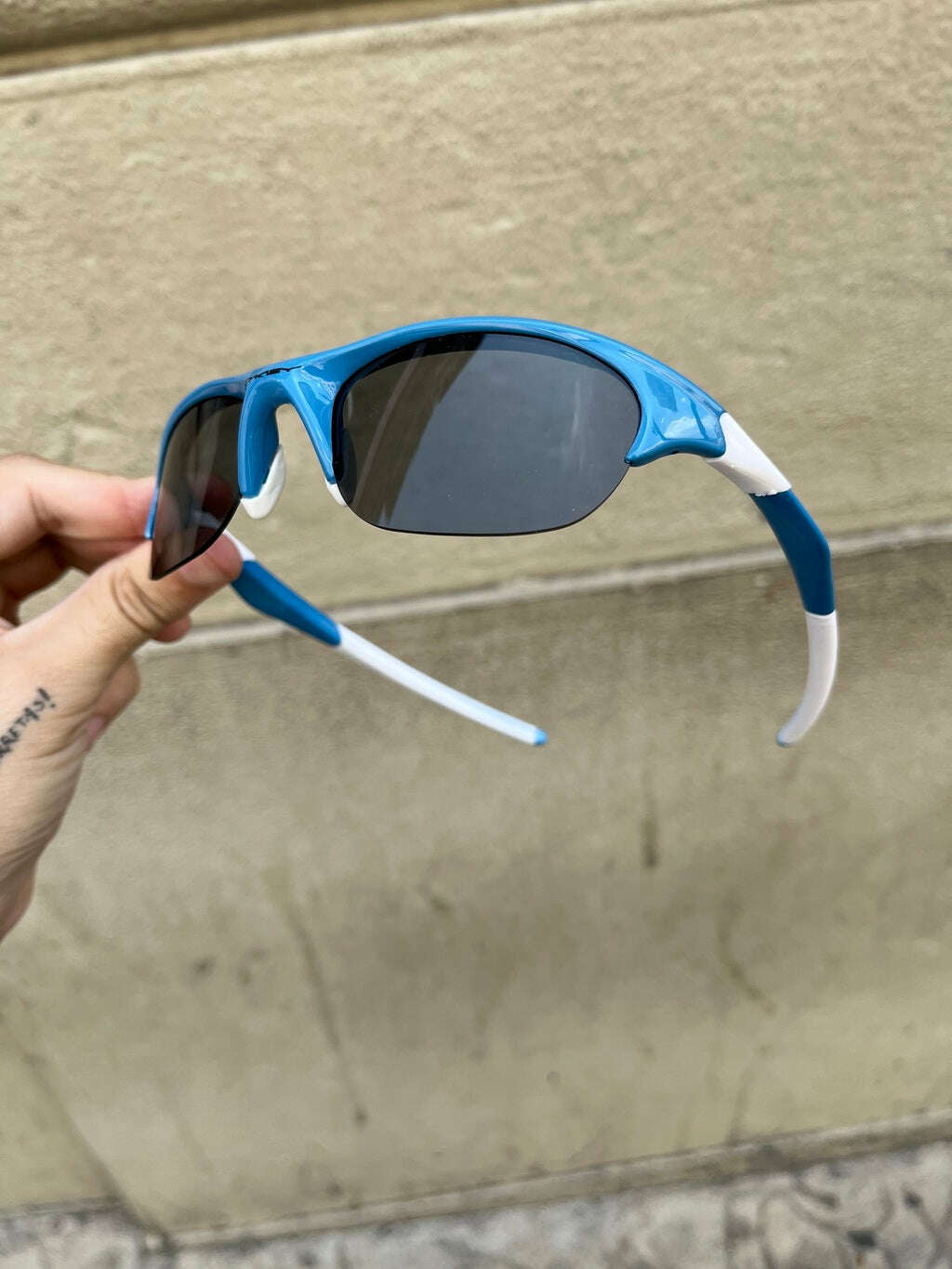 1E79A5C7-0164-4357-9895-C251314EA18E