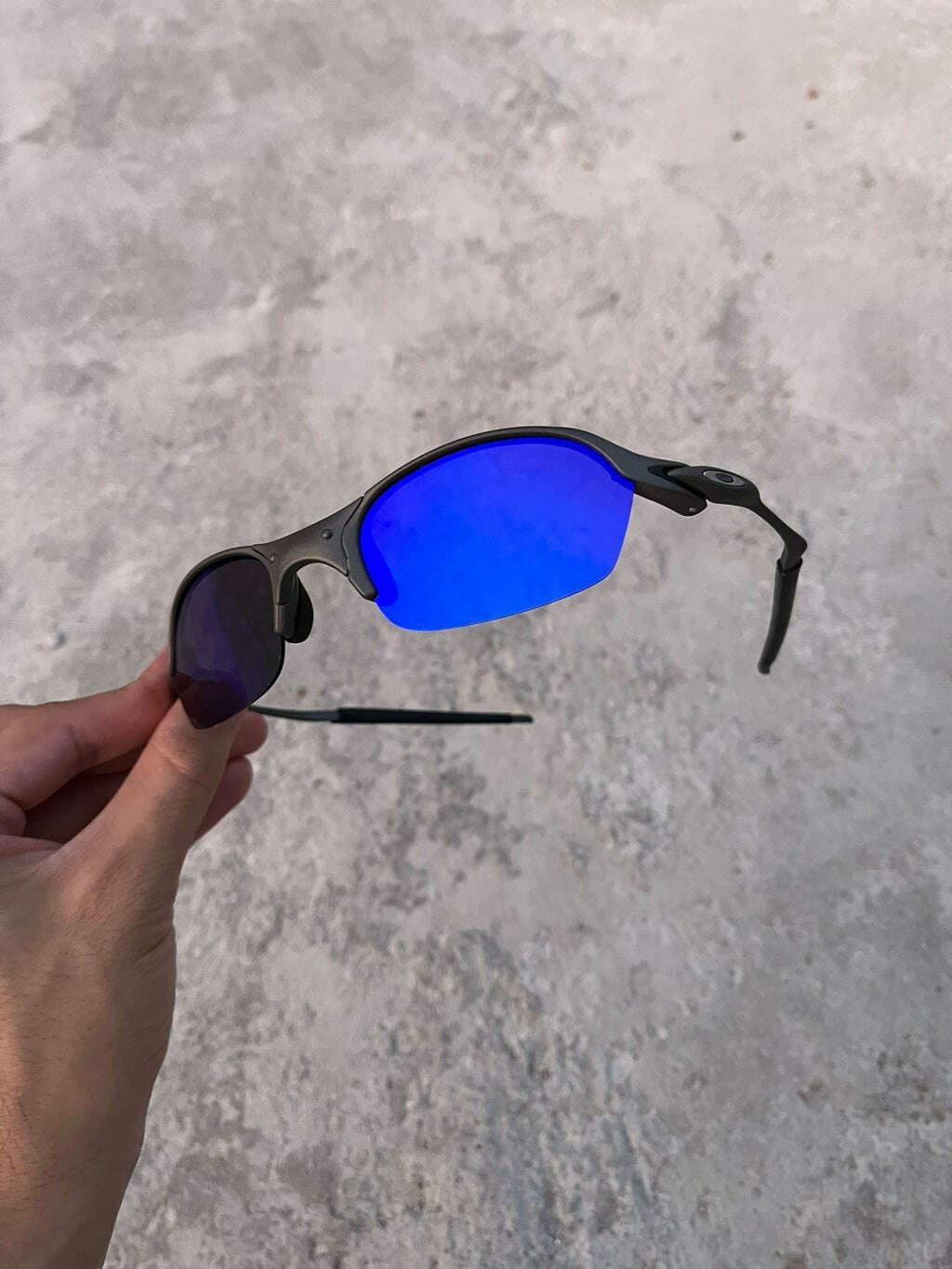 2099DF66-7BD0-4929-B316-5BEFA3B22FC0