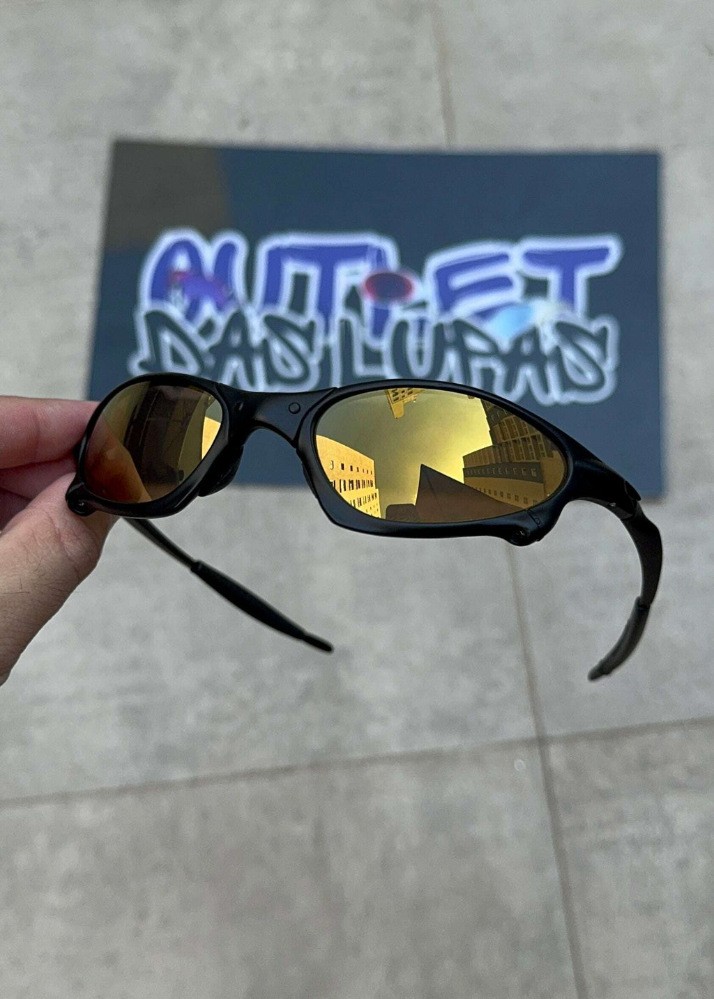 2268C3BB-73F0-464B-B312-D5E1E201CB8A