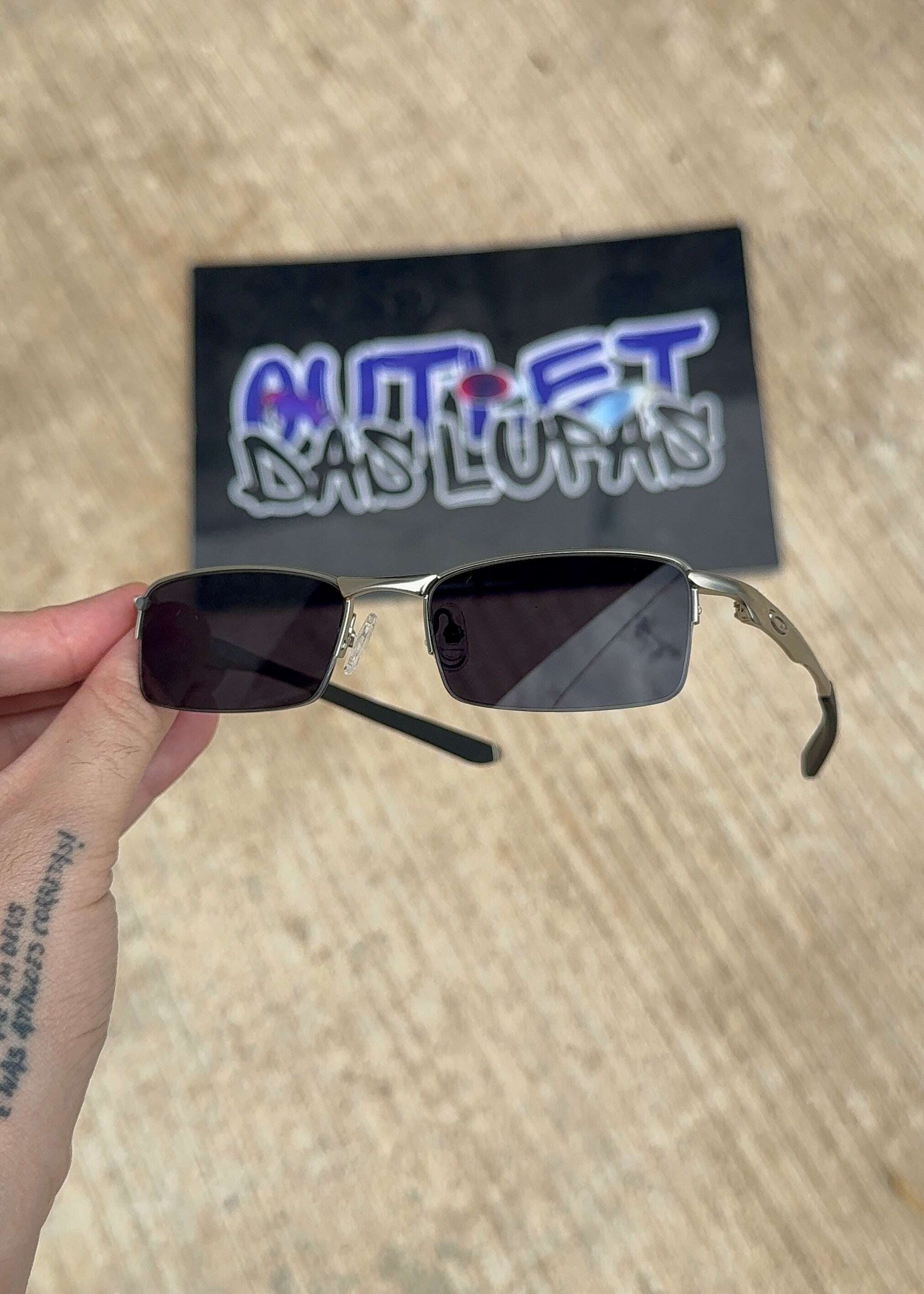 2729D438-1518-4E85-89BA-5A8594E25653