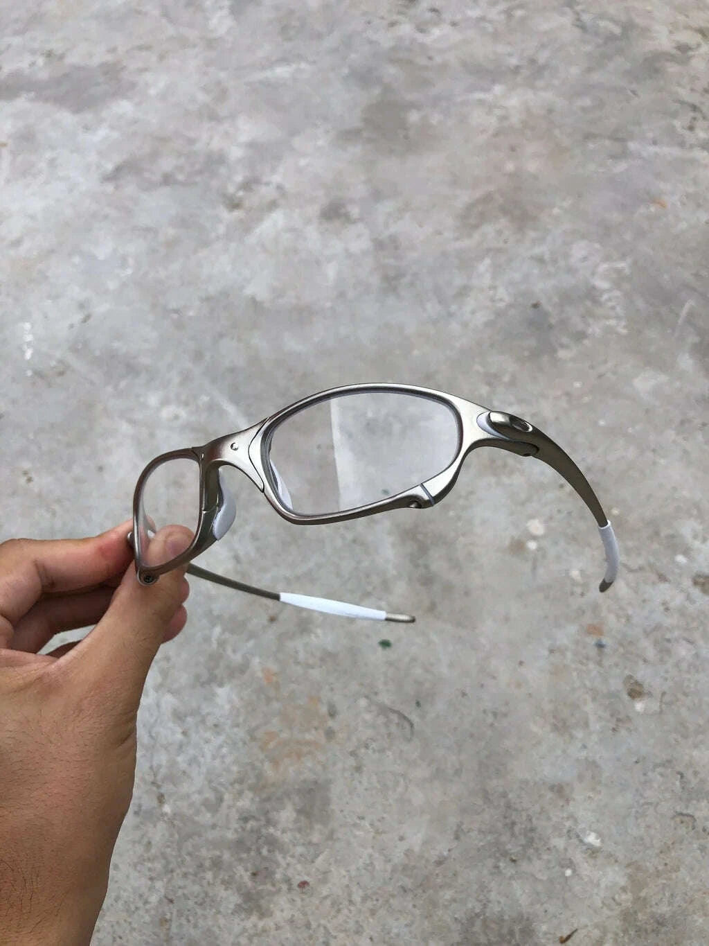 30942D56-53B9-4FEF-8E0F-DB9EE2C8E1CE