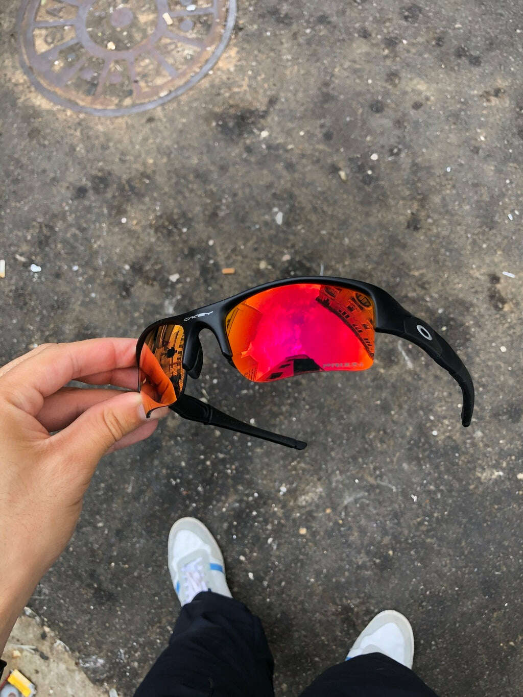 36FB2A72-84A4-4757-9963-A01561E50625