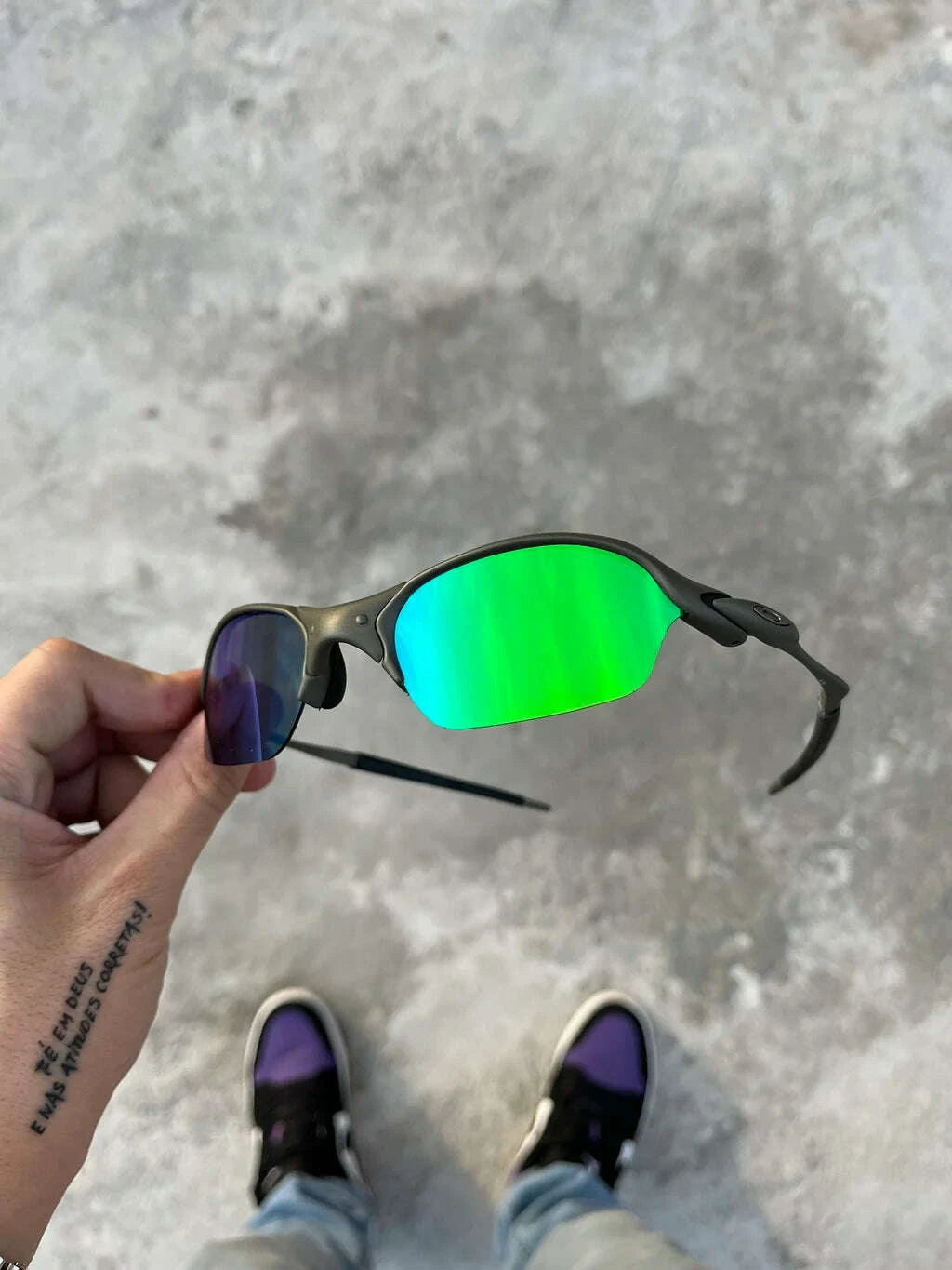 38ABDF2B-1EE0-4031-84C1-C76C02A9080D