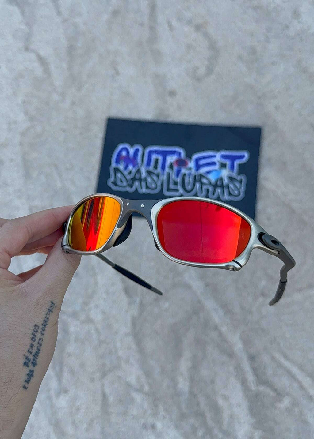 3CDE8002-9F54-4917-8CE4-DB018502BB91