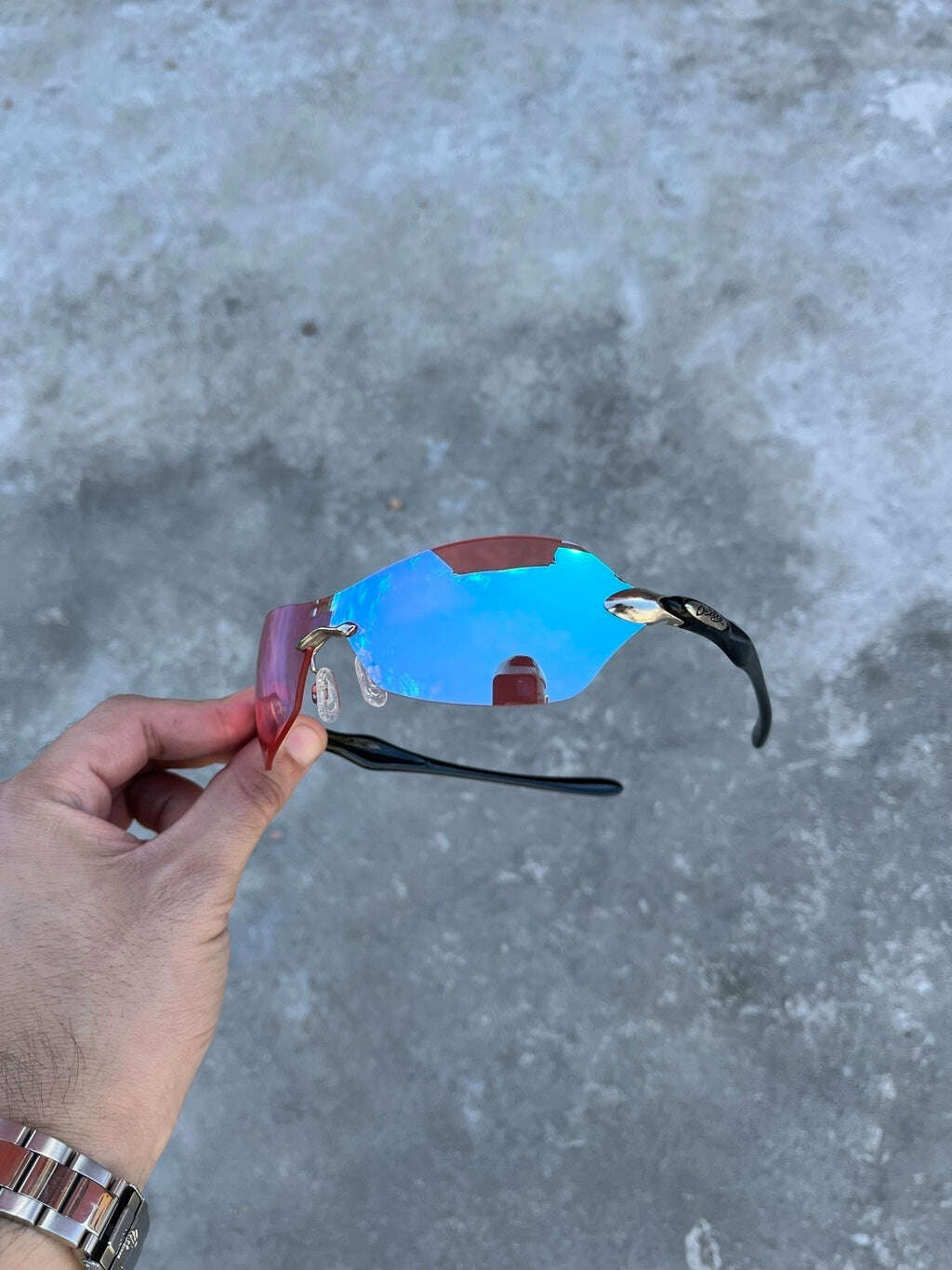 42D0E091-FB88-4898-90BF-0F0265BC6159