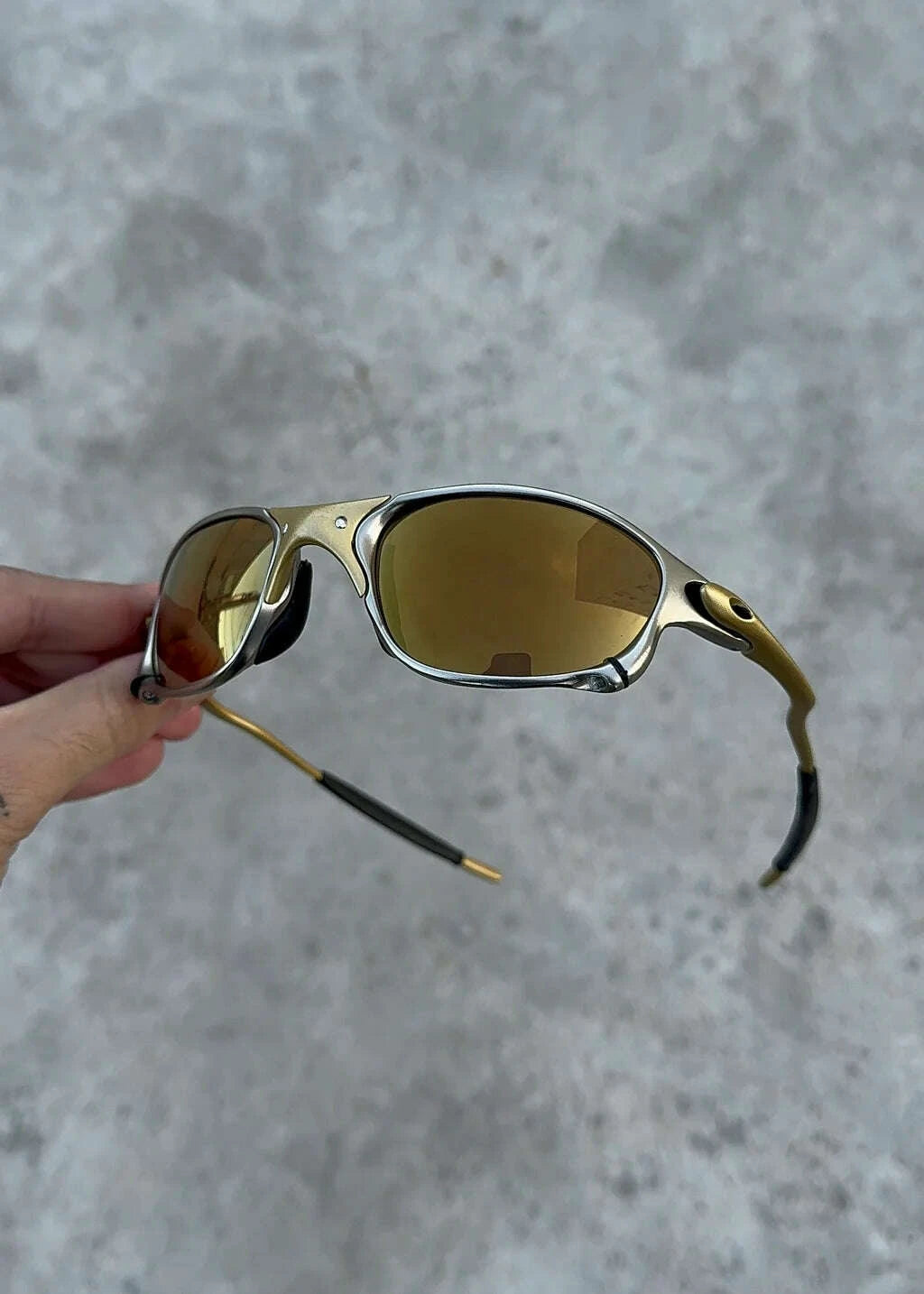 4B3267FD-FCAC-4764-BB1E-F1CA37EAC821