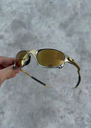 4B3267FD-FCAC-4764-BB1E-F1CA37EAC821