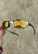 4CA355DE-ED1A-4FBA-8818-1030F2598823