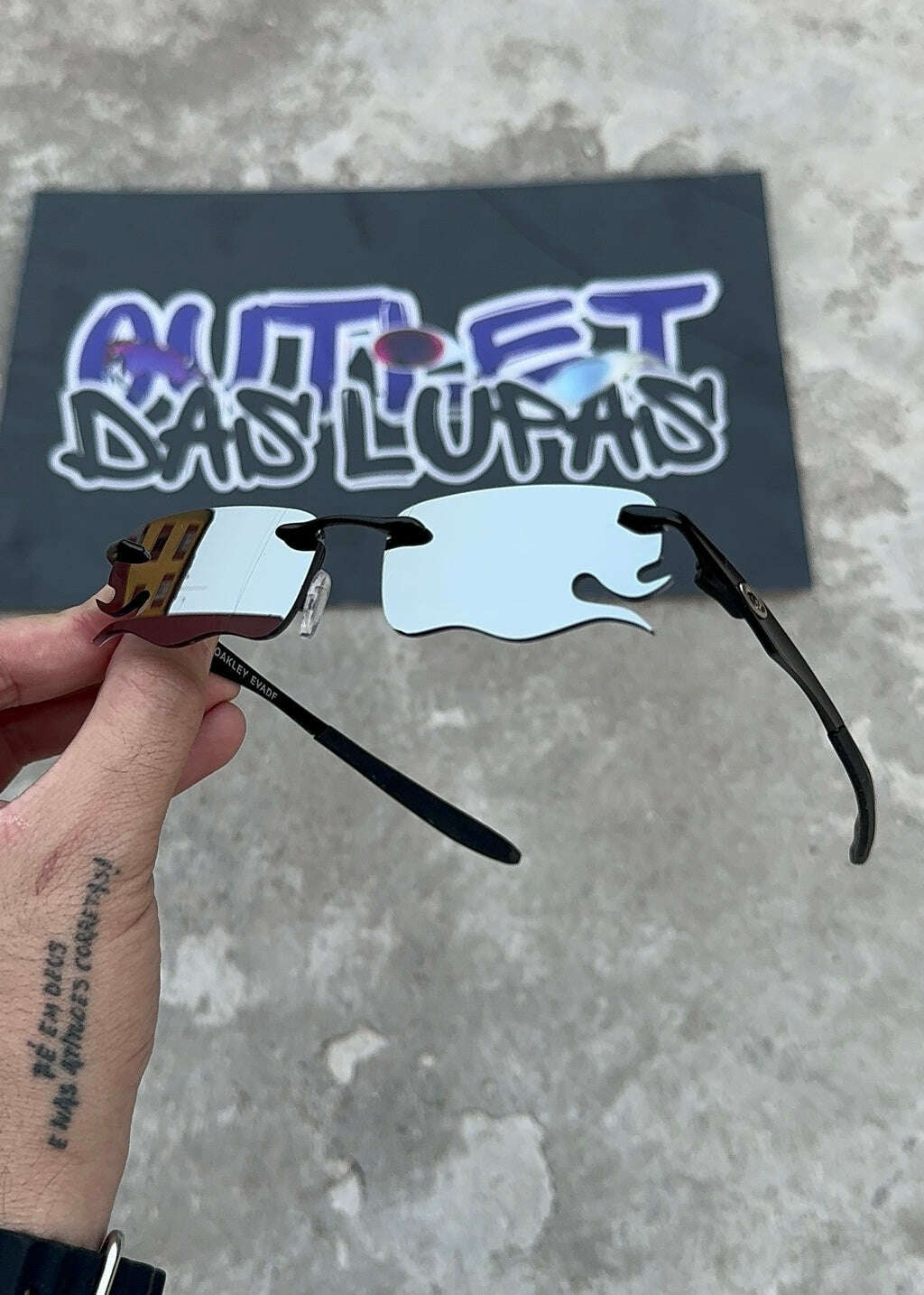 5B8B5BDE-950F-4595-9F3A-BAD9364056EE