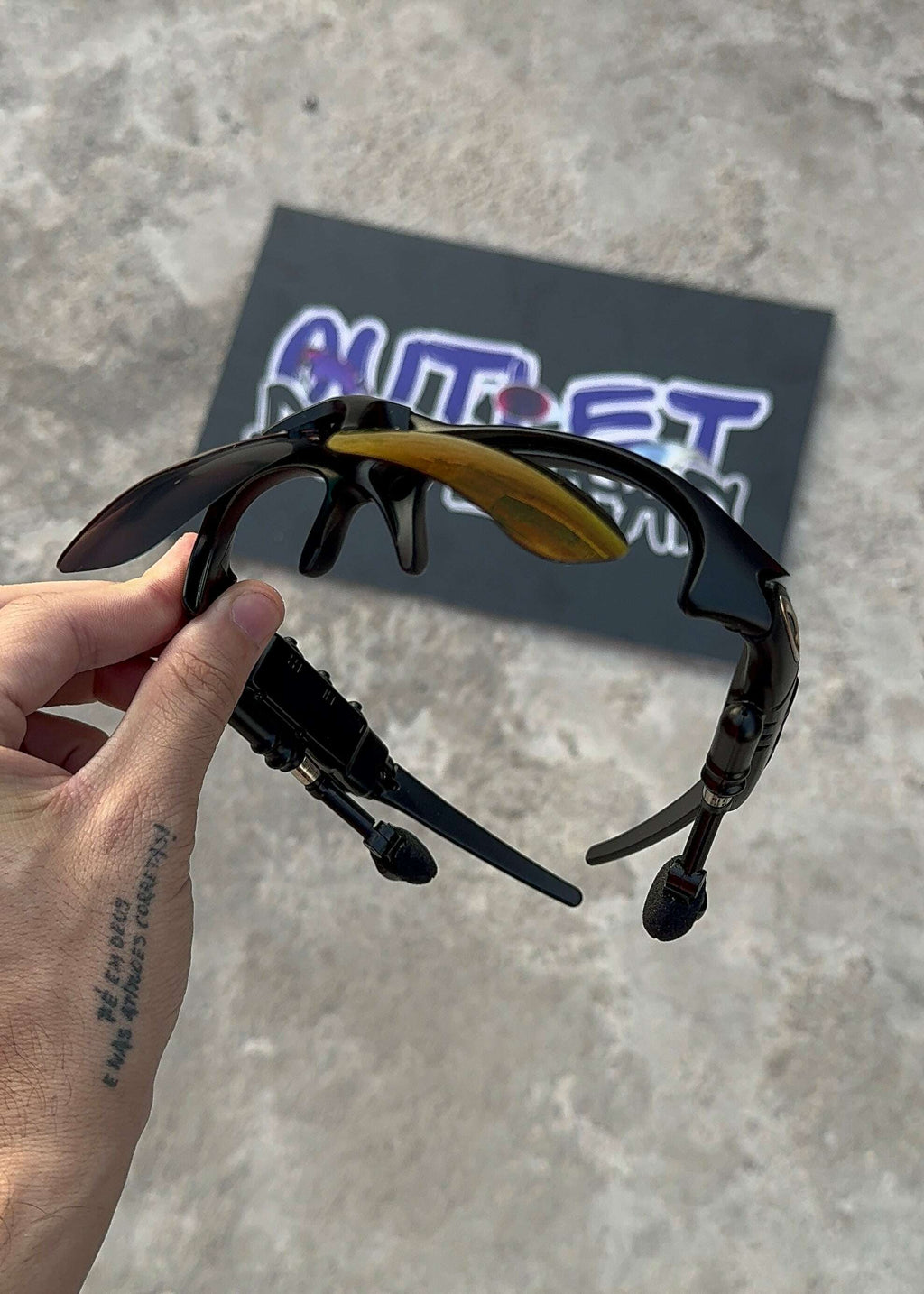 5D3B45A7-63D4-4C30-8437-2E8DBB92AE55