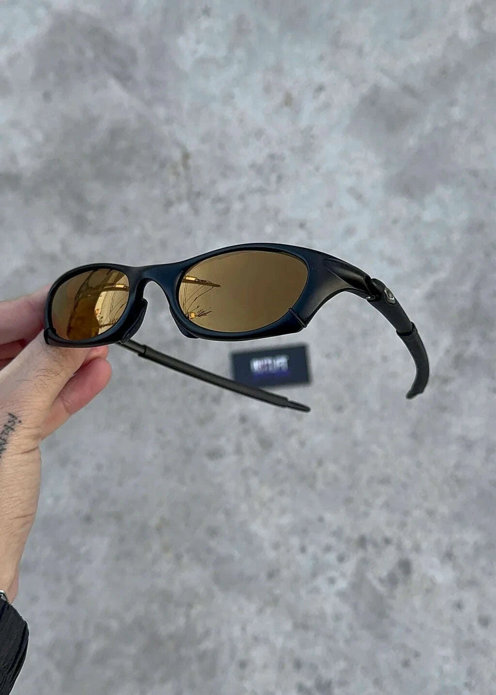 5D7A3359-E674-49D9-93EF-934372FCB023