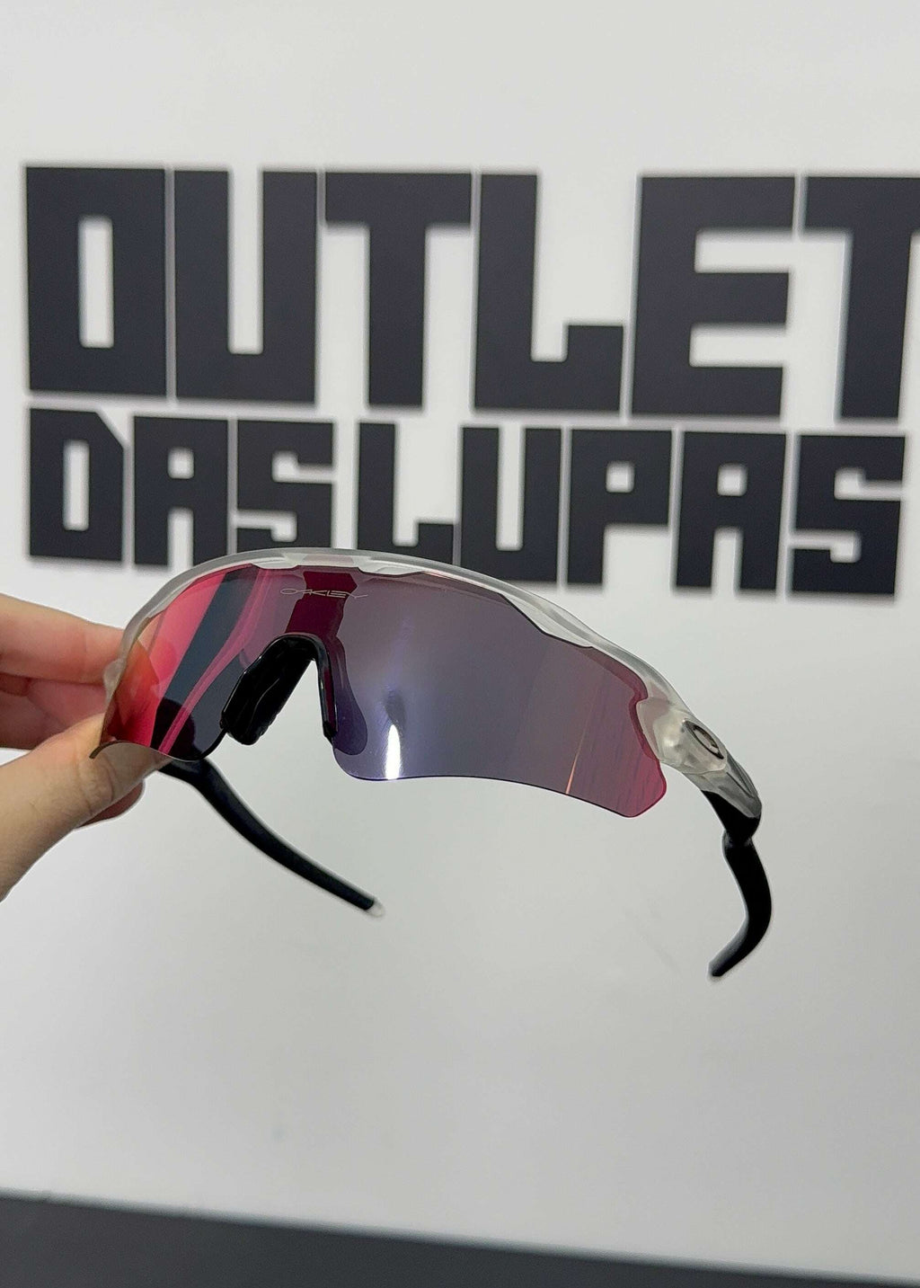 5E0DC31D-F192-49AF-A0F2-7892FDF6ACD5