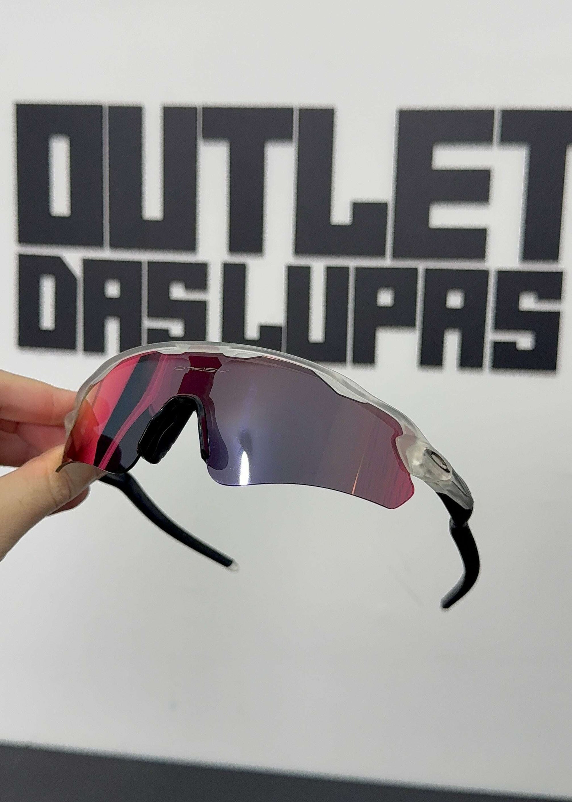 5E0DC31D-F192-49AF-A0F2-7892FDF6ACD5