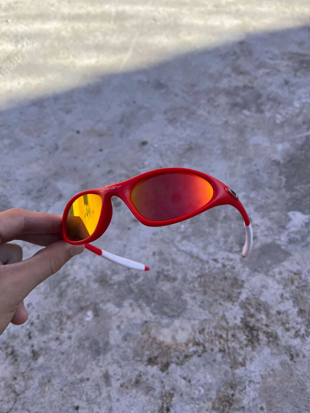 5E6173D2-84D7-4E28-9BAA-804ACF4EEC7A