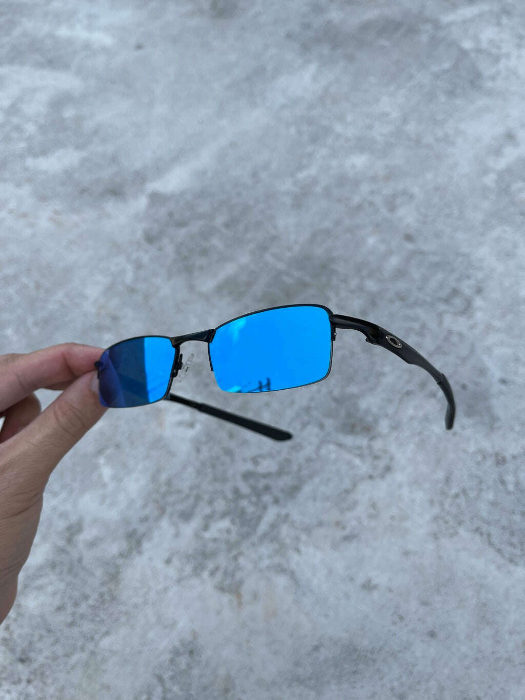 5E7DE659-6FB0-4D76-BF93-EFF6FA777673