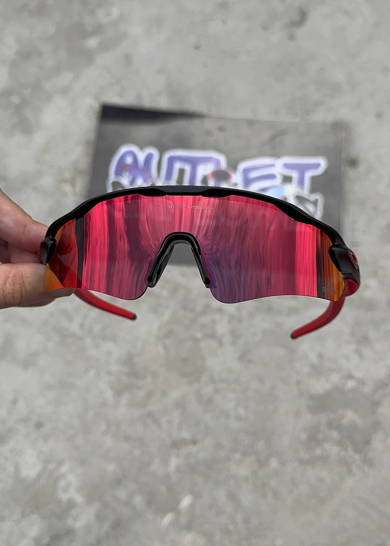 Radar EV Preta com Vermelho, Torch (2X1)