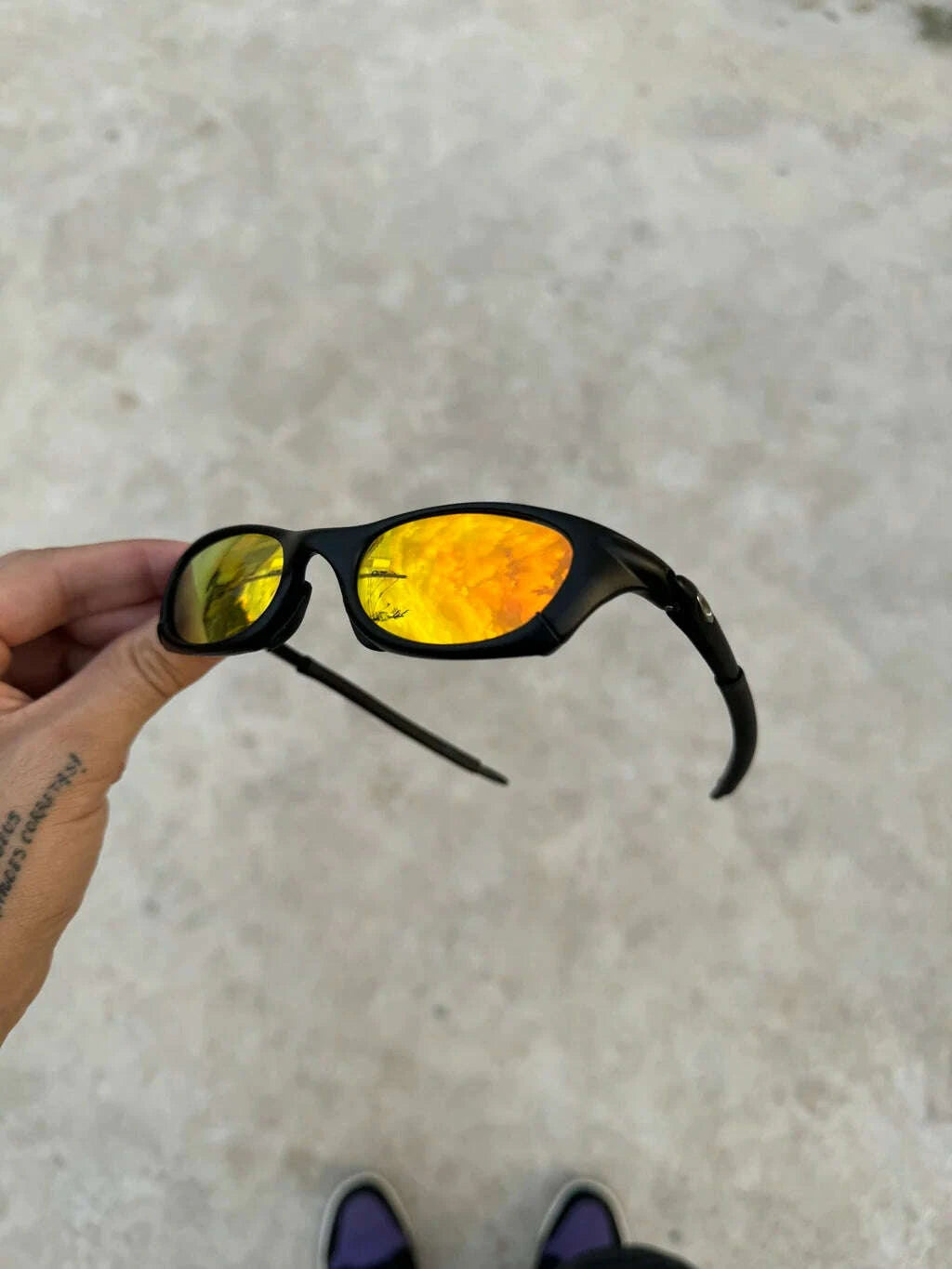 6EA2866B-BC6F-4320-AD8B-D263A6800160