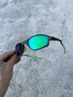 6F0C8535-74CD-469A-BCA3-50E99FF225CC