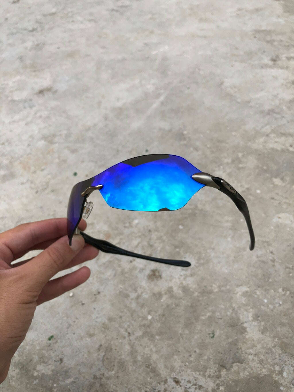 721106A0-5E16-4FD4-900F-70F8D25A4B7C