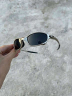 739F4AB9-794B-4C39-A57E-BCC0CE1A74A3