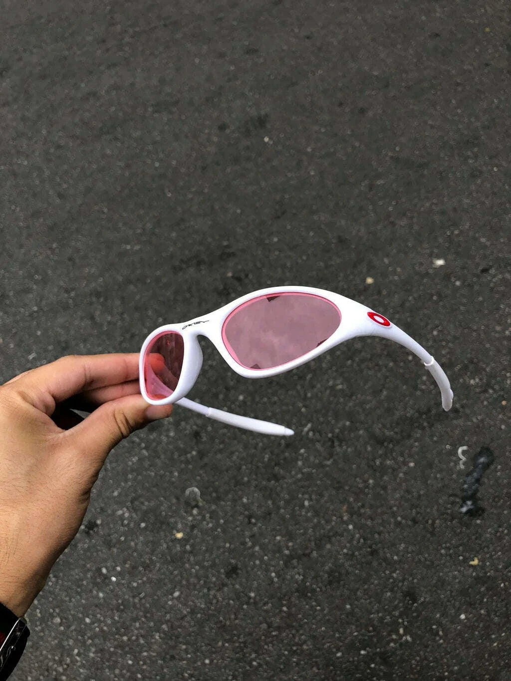 76310490-7D27-4508-BC10-45271B25DB06