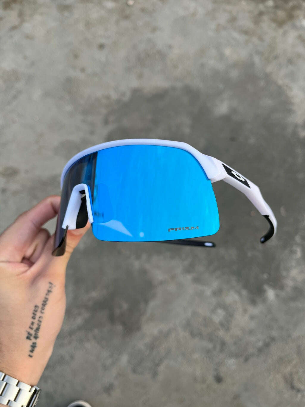 76CD3ADD-AE65-4DF7-8BD4-FBFBC9F9FD0C