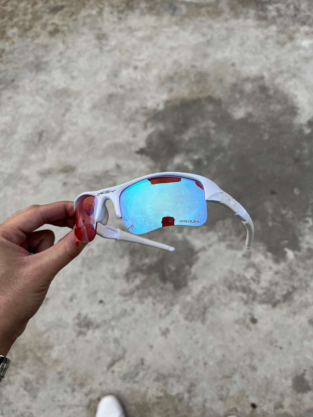 778C9AAF-5758-4D5F-B65E-55F3B304AC1F