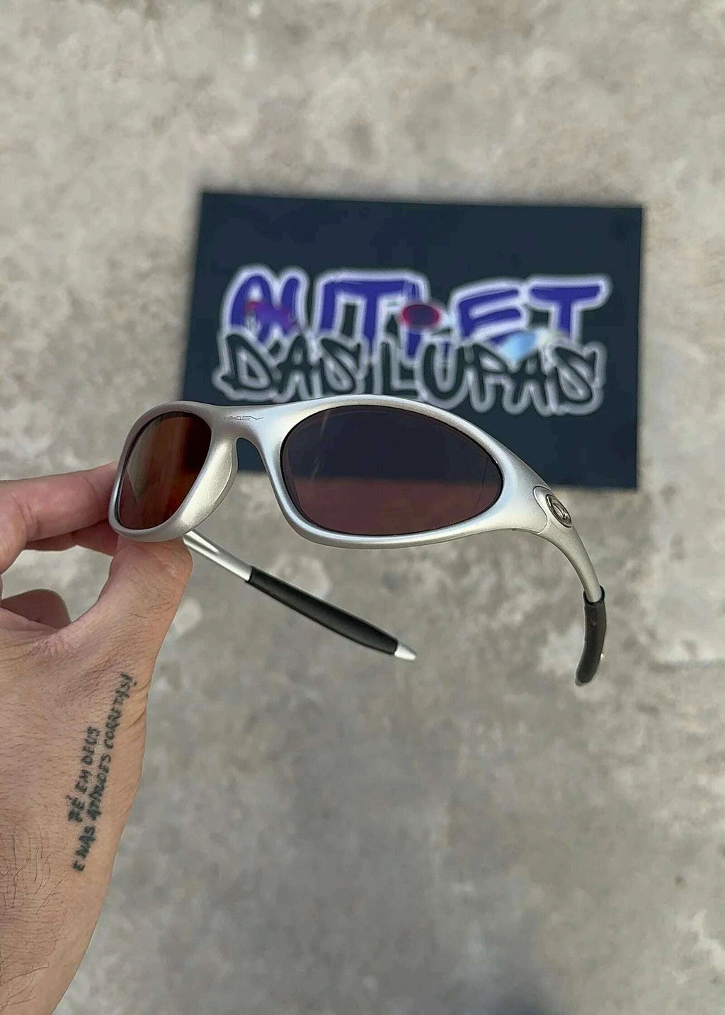 7B7559DF-C4F6-4919-A02F-3E3F570D40C8