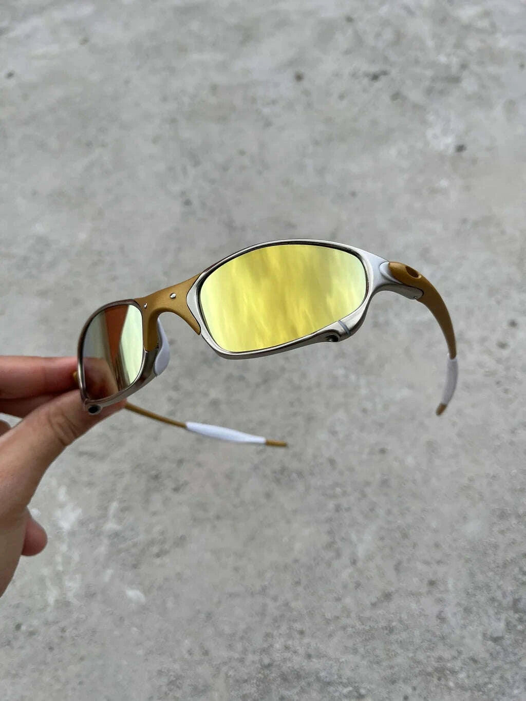 7C080B43-8DB6-4FC0-98B4-505D728E721E