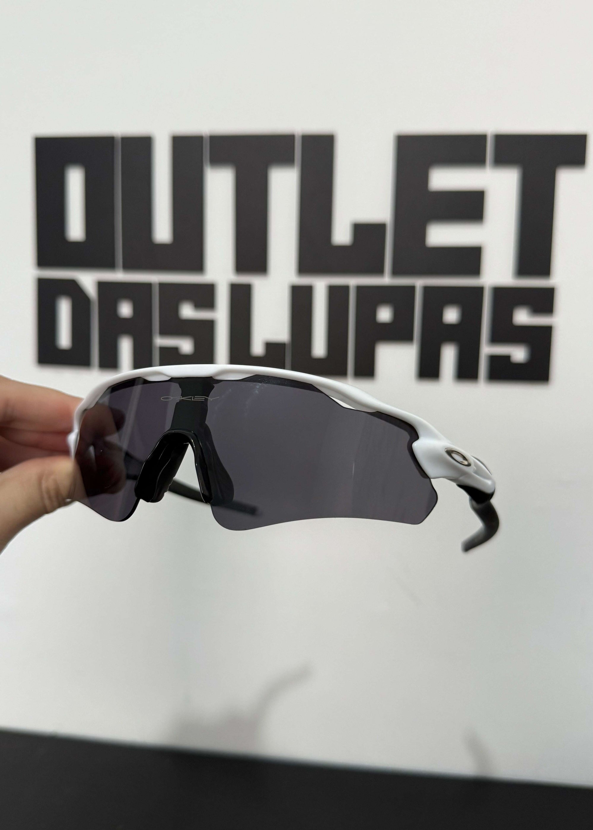 8041DDCD-5337-4848-BBFB-B197A745105F