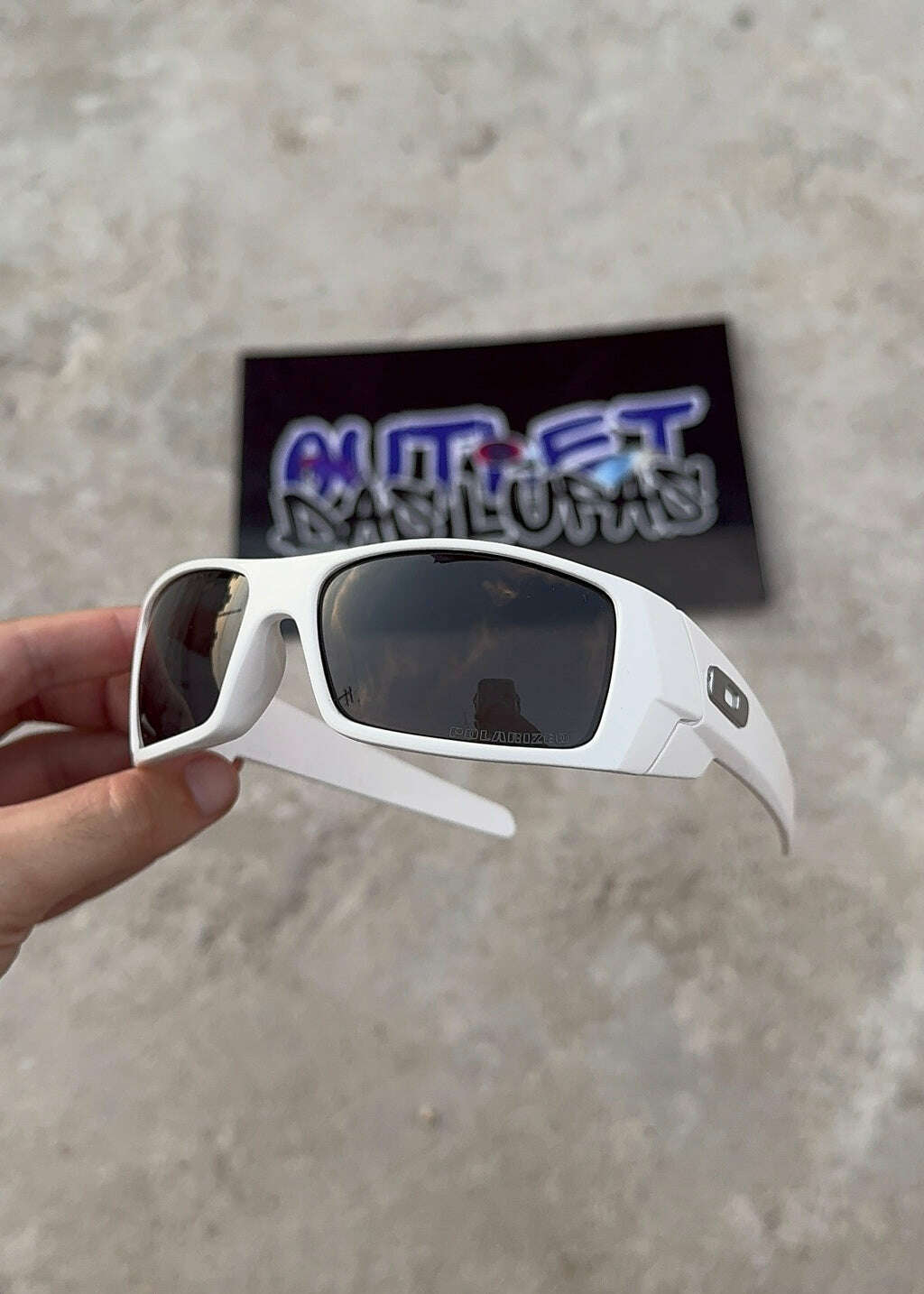 82B0C334-DDF7-4D31-A9D8-32830B2DF7F1