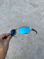 82CD18B1-A61F-4B5D-861E-58E6328595B9