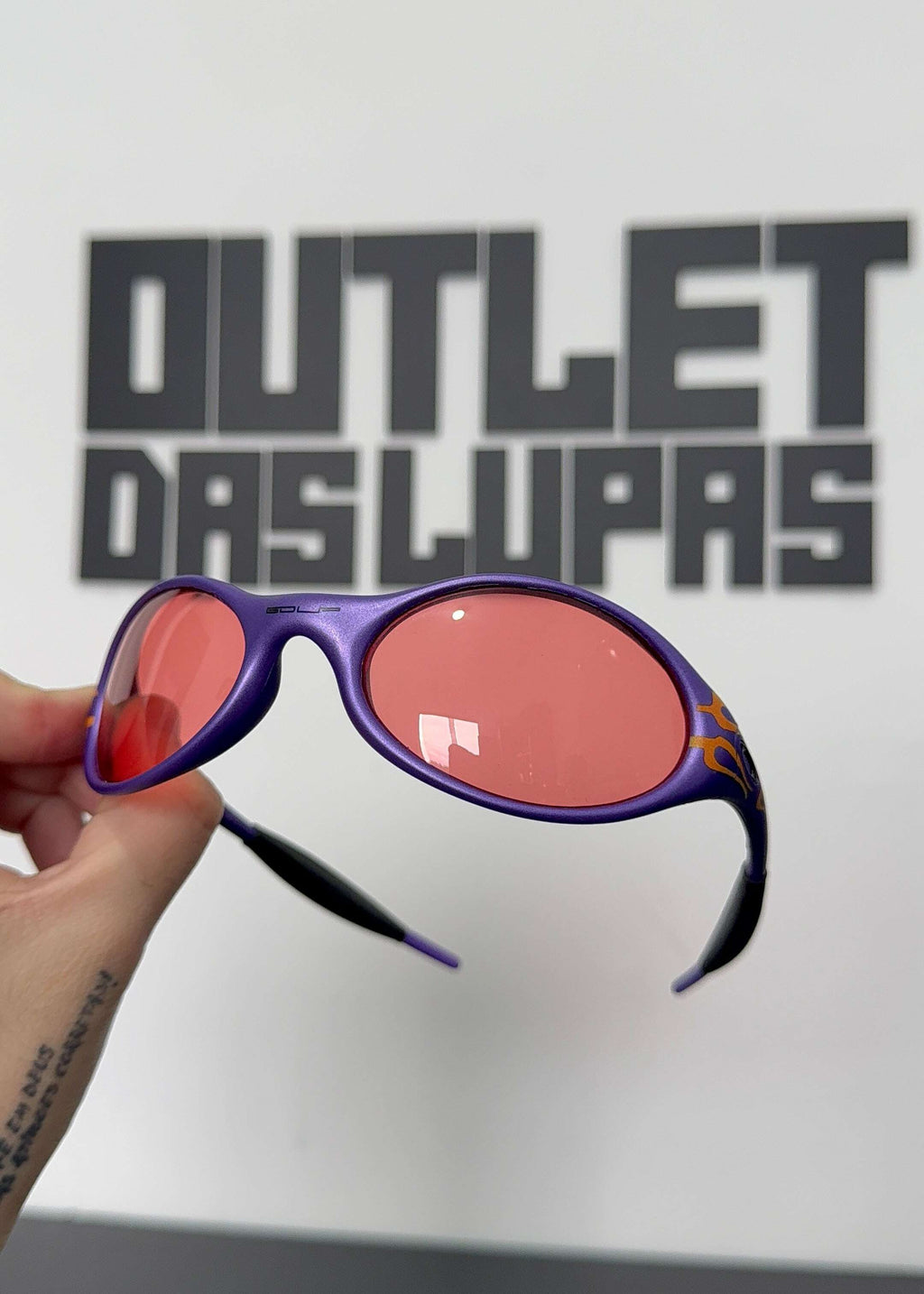 8679031E-F598-4D2E-953A-00894FF5CC74