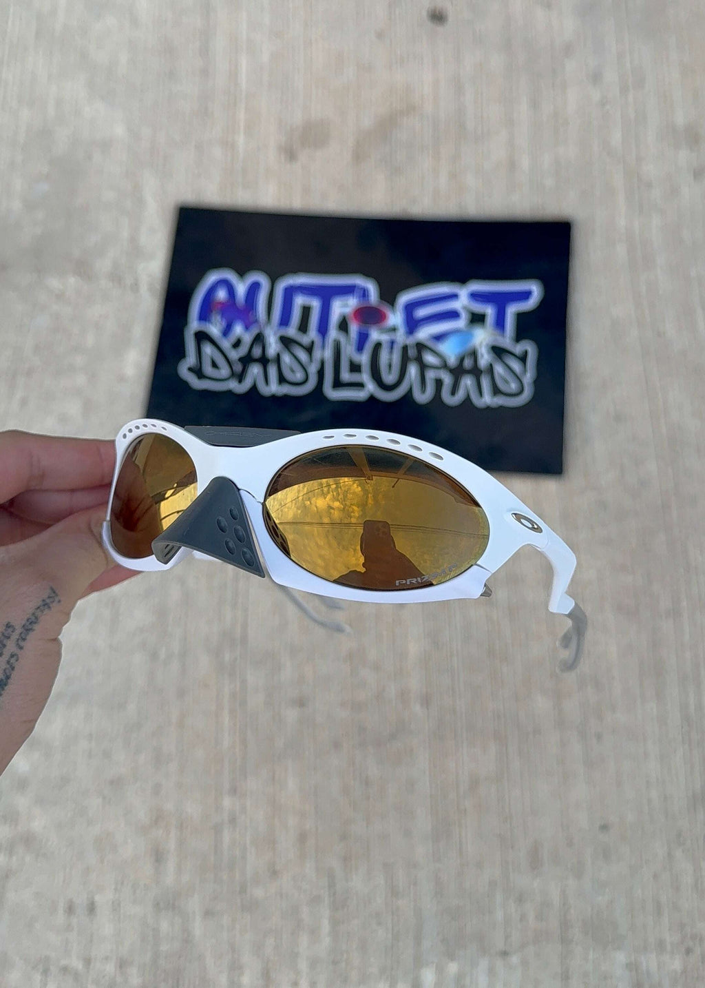 9203CC3F-3B0A-4764-8301-8D9EA06E8EE7