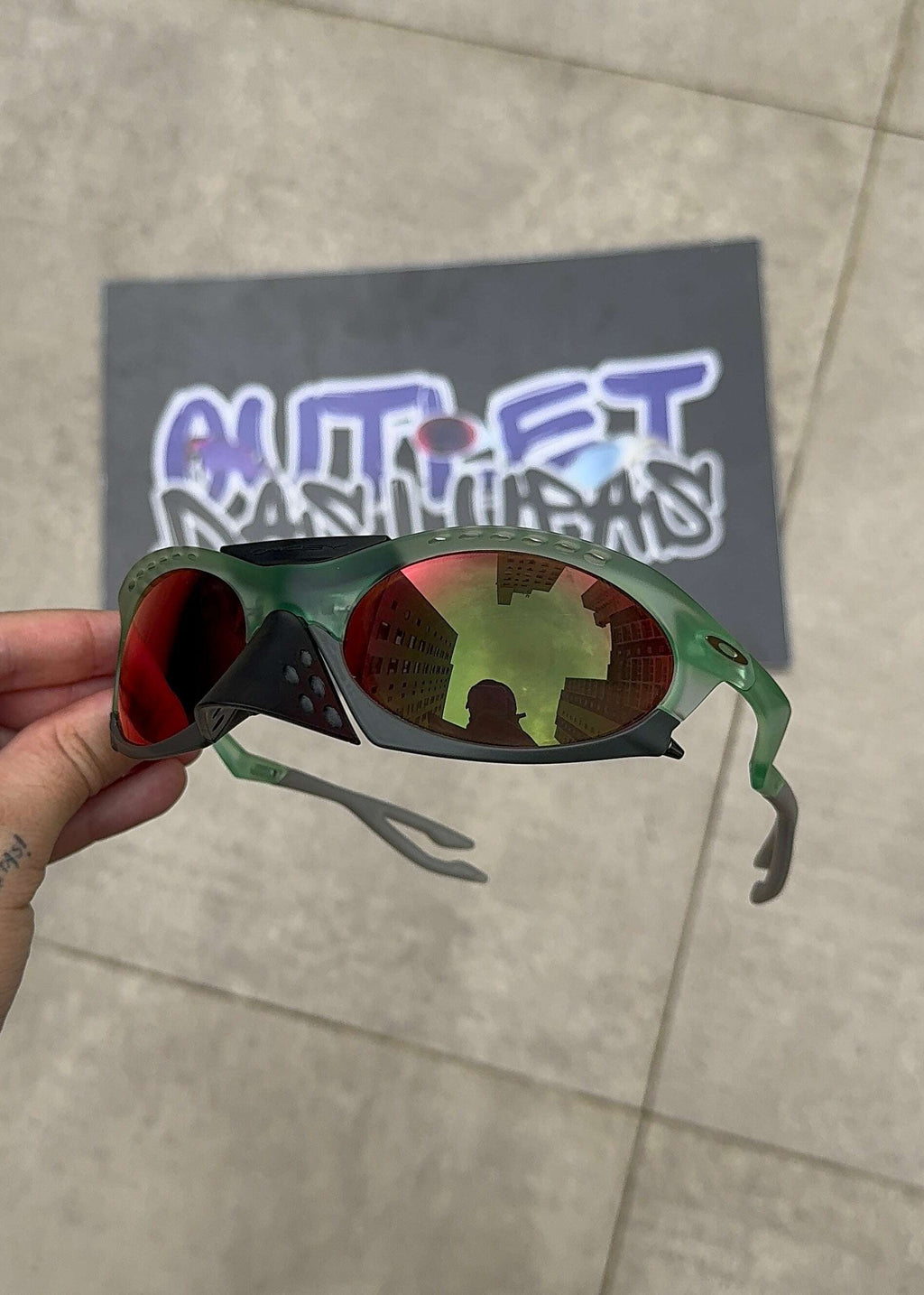 92511374-C33C-41B2-8133-DB411928980D