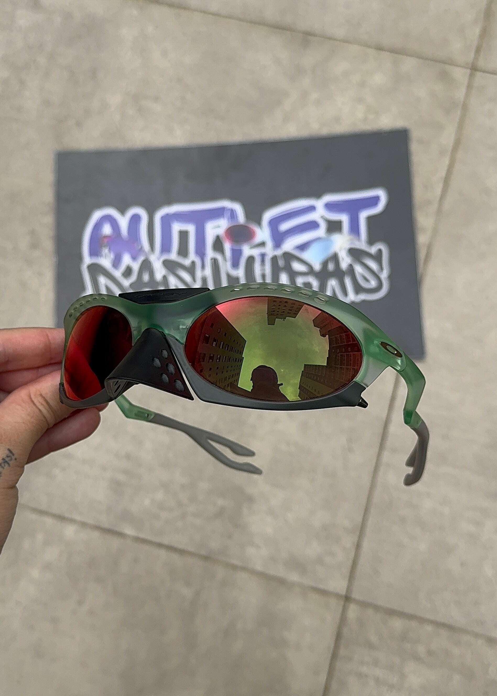 92511374-C33C-41B2-8133-DB411928980D