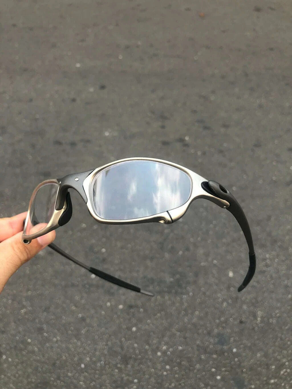 9DF99A4F-CB20-4C7E-AC7D-A7981CD43F00