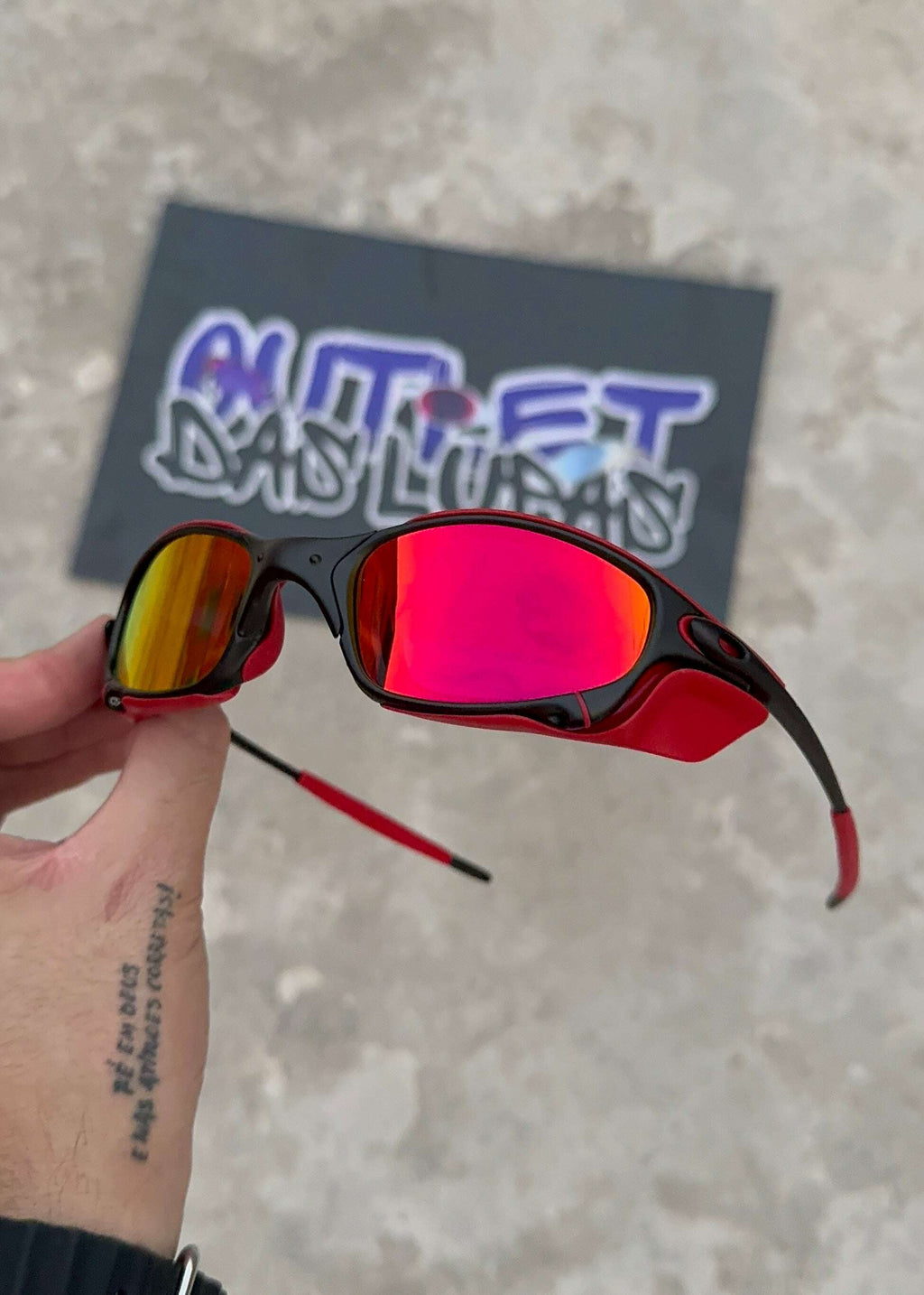 9F90BFB7-CD88-4B10-8AF3-B36A08CC1595