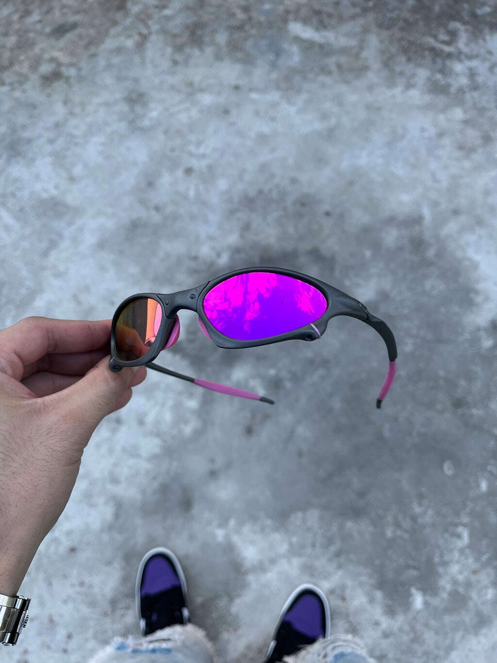 A5DF1277-43EB-4CD3-A257-185417E6C555