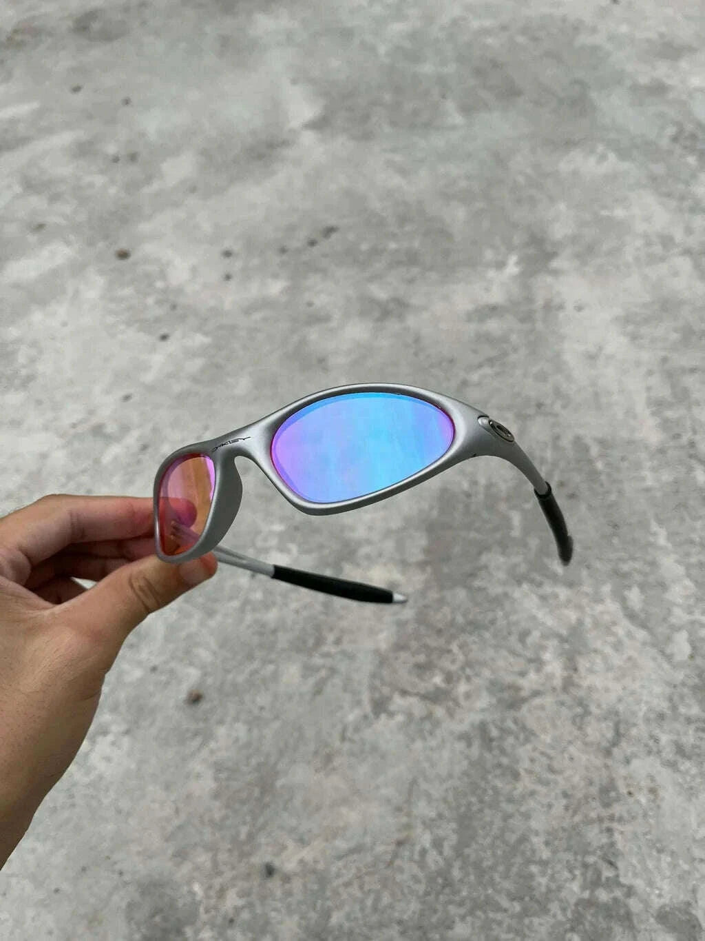 AC6D9A3A-6FF3-4F95-B351-B1138528662A