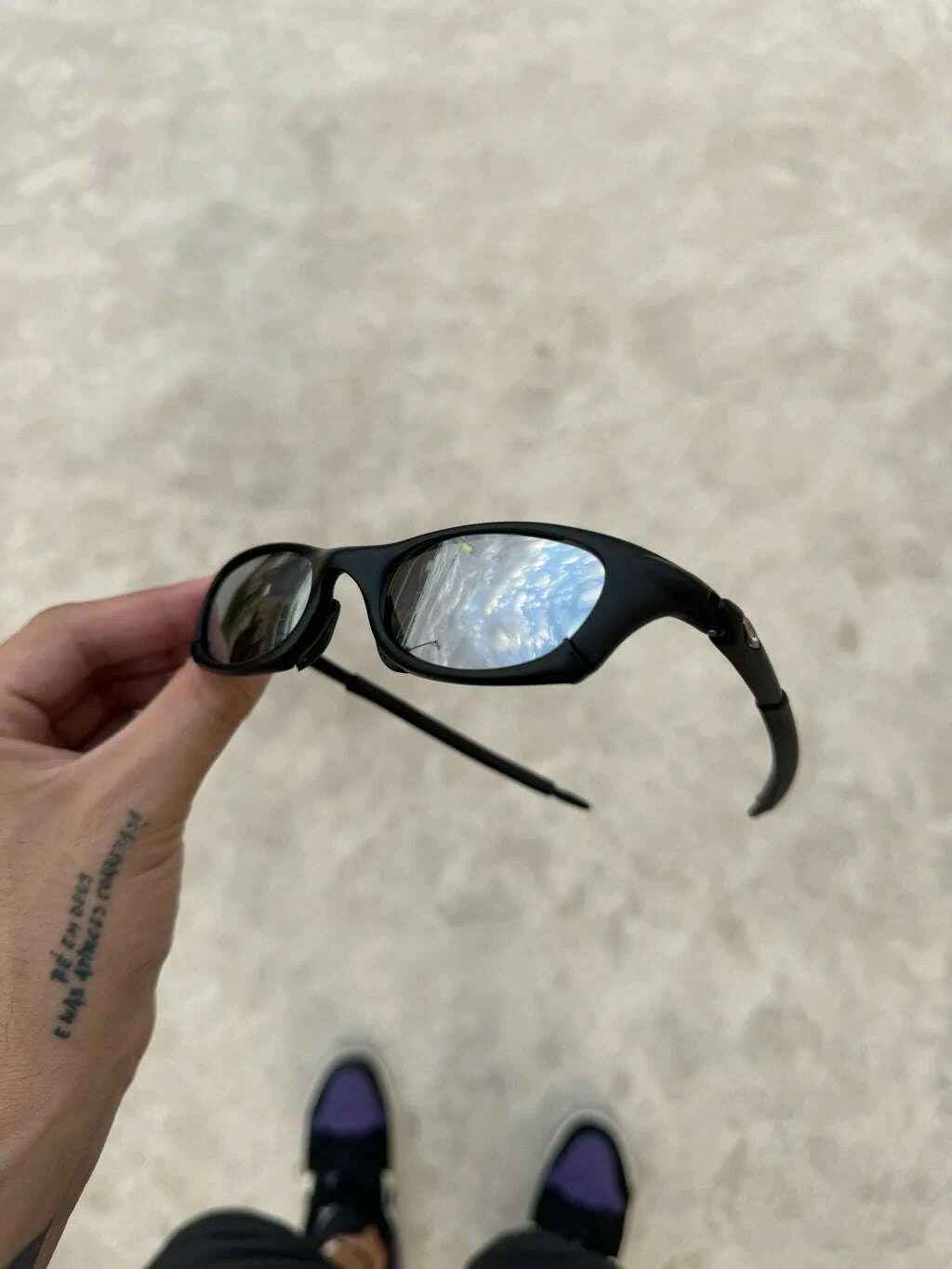 B38516C6-EBB2-4E1A-899D-AE6E47E463DE